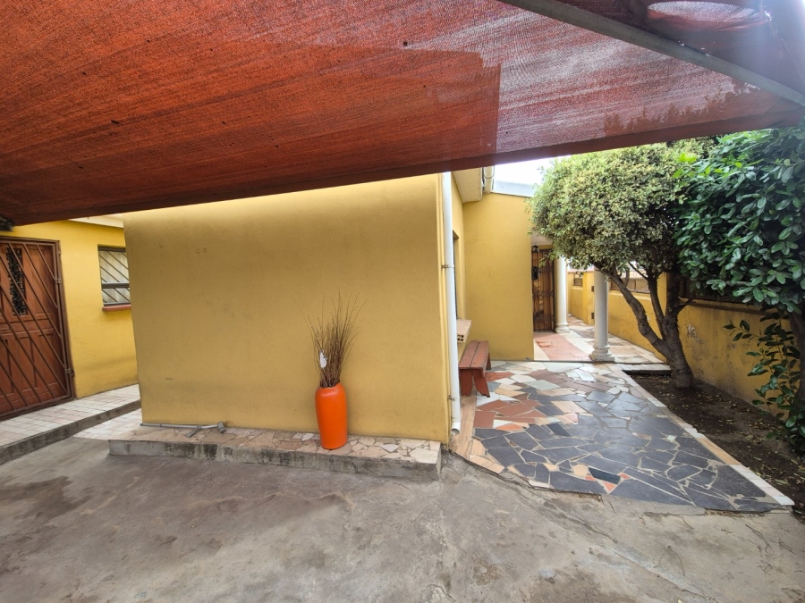 3 Bedroom Property for Sale in Kwazakhele Eastern Cape